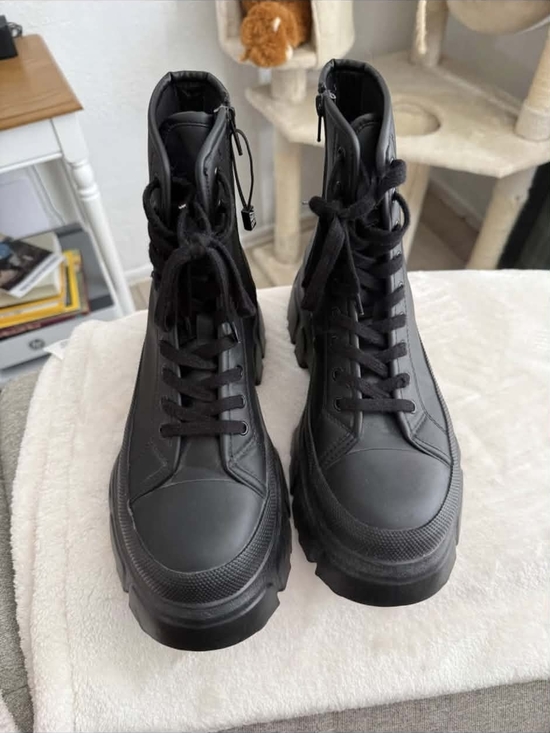 Zara Other - Zara Men's Black Lace-Up Platform Combat Boots